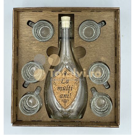 Box with glasses and cups with " La mulți ani " inscription 